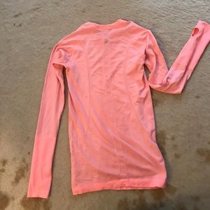 lululemon athletica Tops - Lululemon Pink Long Sleeve- Sz 2 lululemon athletica Tops - Lululemon Pink Long Sleeve- Sz 2